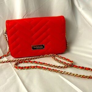 Bebe crossbody purse orange gold chain Faux Leather Quilted 7.5 X 5
